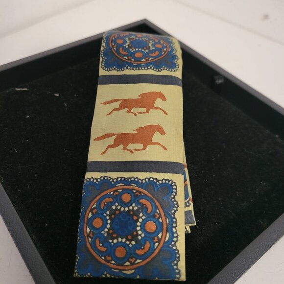 Vintage Rooster Hand Painted Square Tip Tie 1950's -60's Designer - Picture 2 of 3